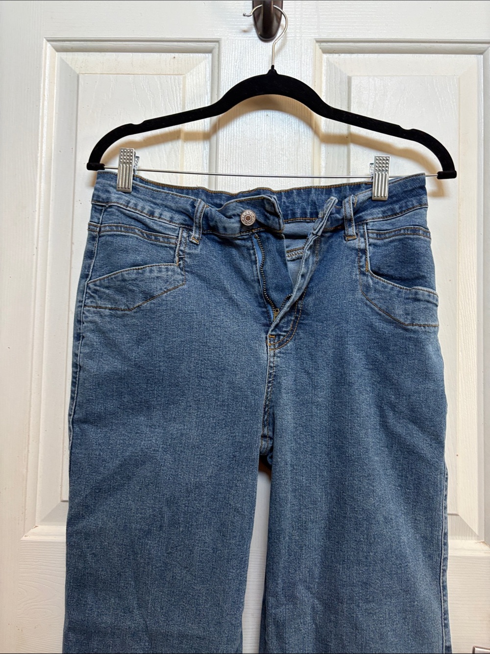 Straight Leg Women's Denim Jeans in Blue